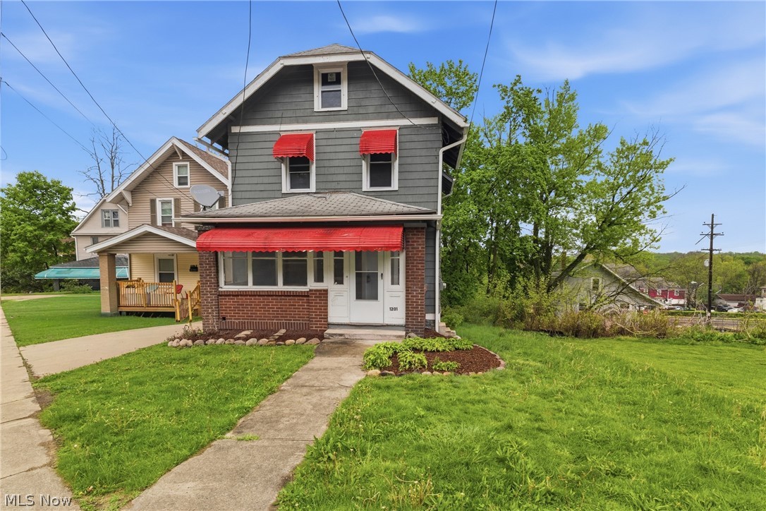 1201 East Avenue Akron OH 44307