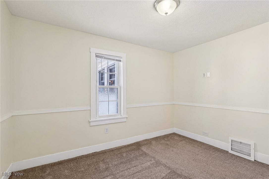 1243 Dietz Avenue Akron OH 44301