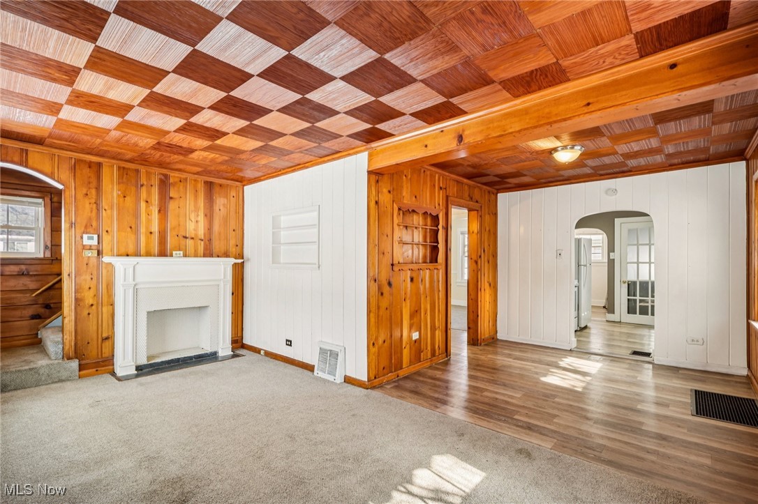 1243 Dietz Avenue Akron OH 44301