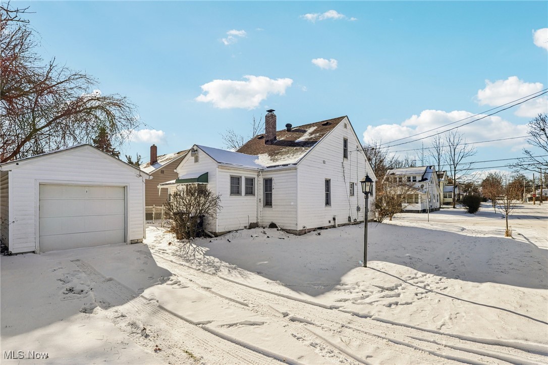 1243 Dietz Avenue Akron OH 44301