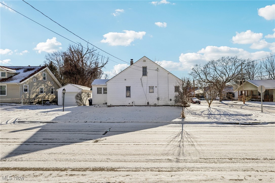 1243 Dietz Avenue Akron OH 44301