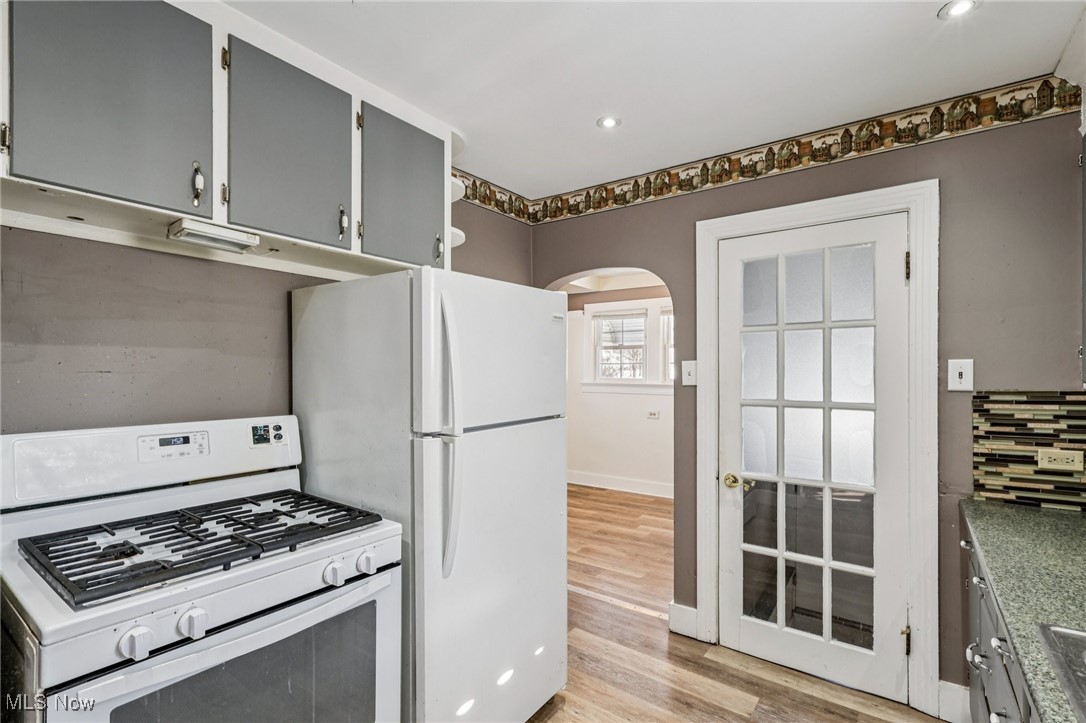 1243 Dietz Avenue Akron OH 44301