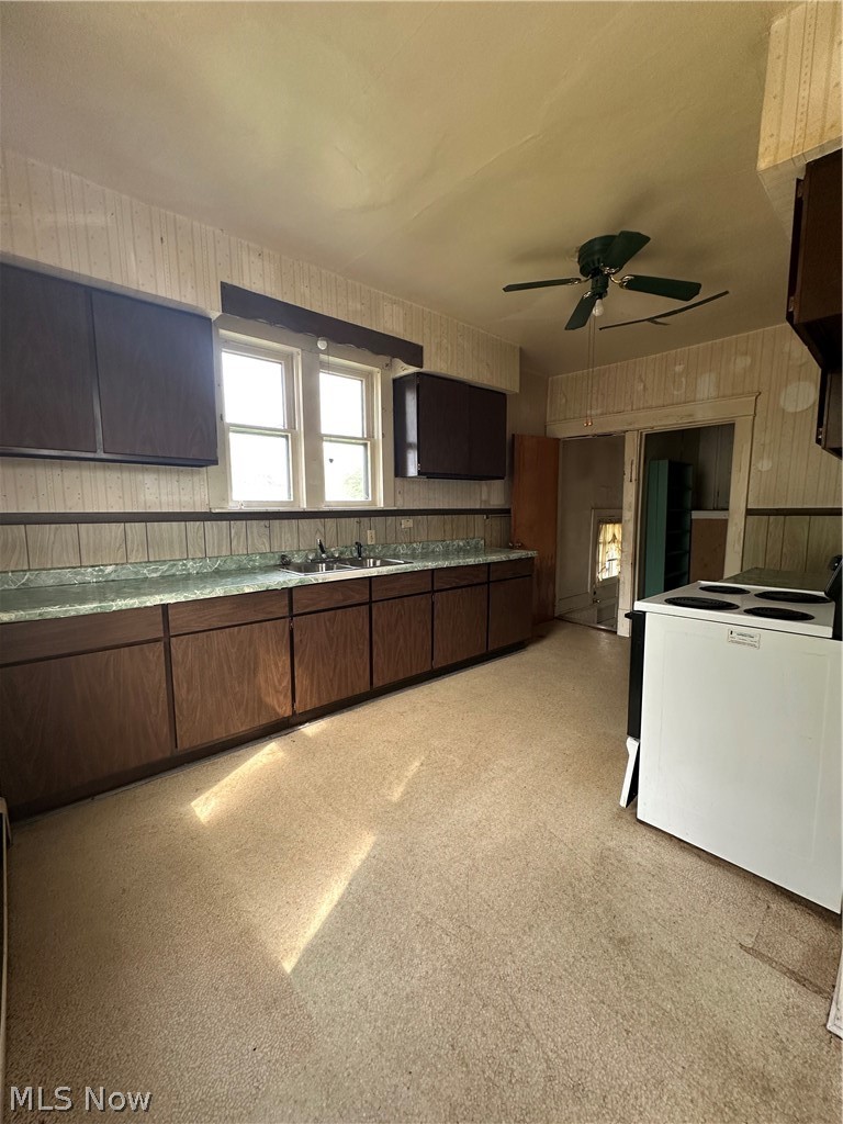 929 N Market Street Lisbon OH 44432