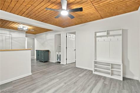 330 Roosevelt Avenue Elyria OH 44035