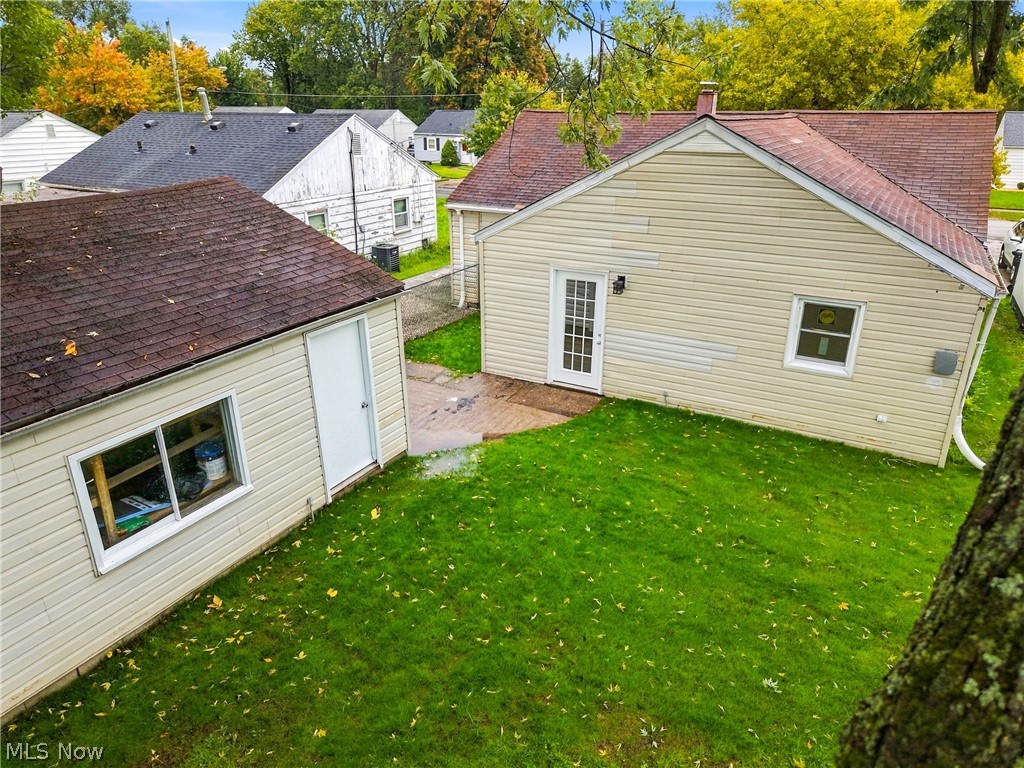 330 Roosevelt Avenue Elyria OH 44035