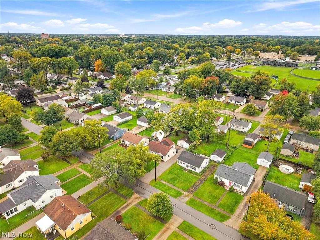 330 Roosevelt Avenue Elyria OH 44035