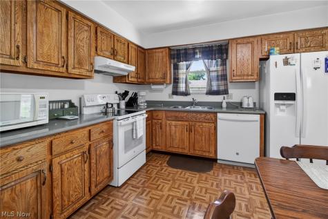 758 Abbe Road N Elyria OH 44035