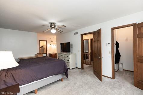 5710 Whispering Pines Place Lorain OH 44053