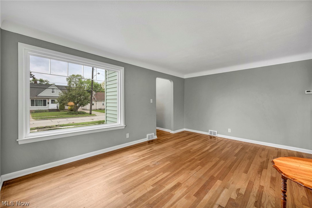 391 E 324th Street Willowick OH 44095