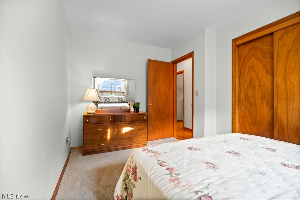 2502 Eastlawn Street Lorain OH 44052
