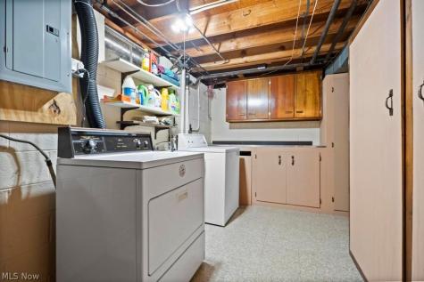 2502 Eastlawn Street Lorain OH 44052