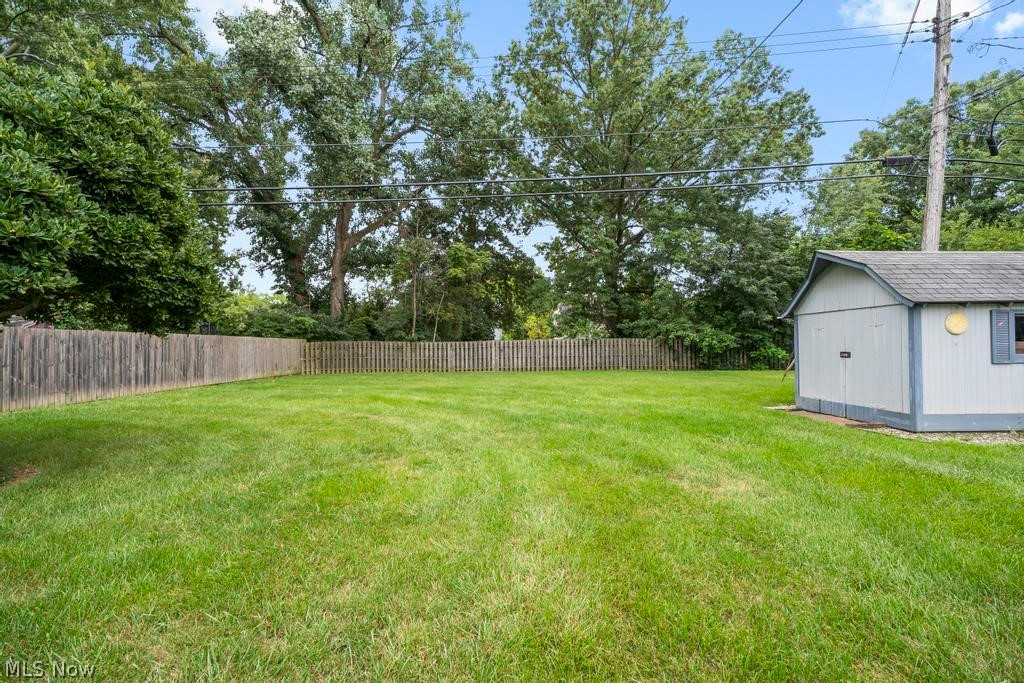 2502 Eastlawn Street Lorain OH 44052