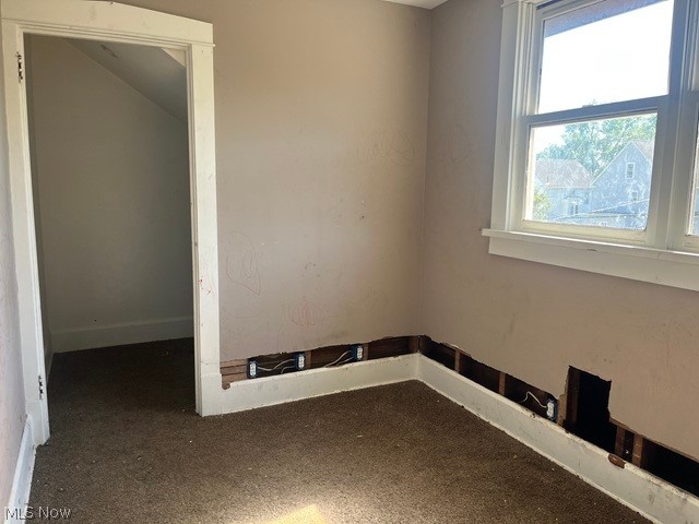 104 Lafayette Avenue Niles OH 44446