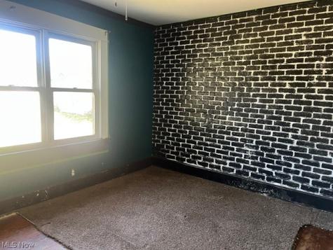 104 Lafayette Avenue Niles OH 44446