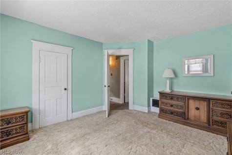105 8th Street SW Massillon OH 44647