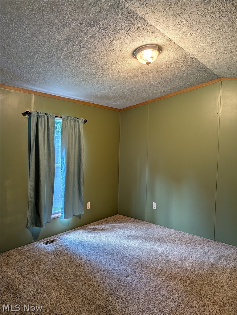 983 Wainwright Road SE New Philadelphia OH 44663
