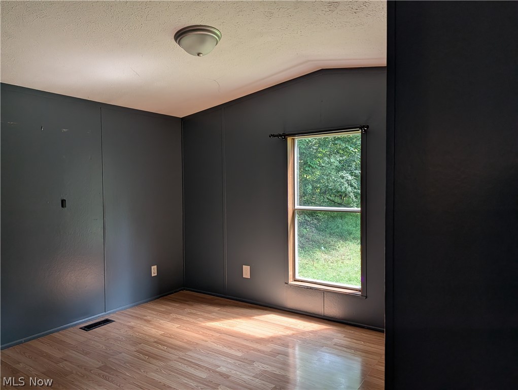 983 Wainwright Road SE New Philadelphia OH 44663