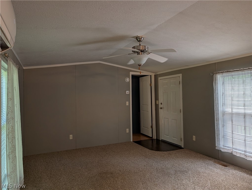 983 Wainwright Road SE New Philadelphia OH 44663