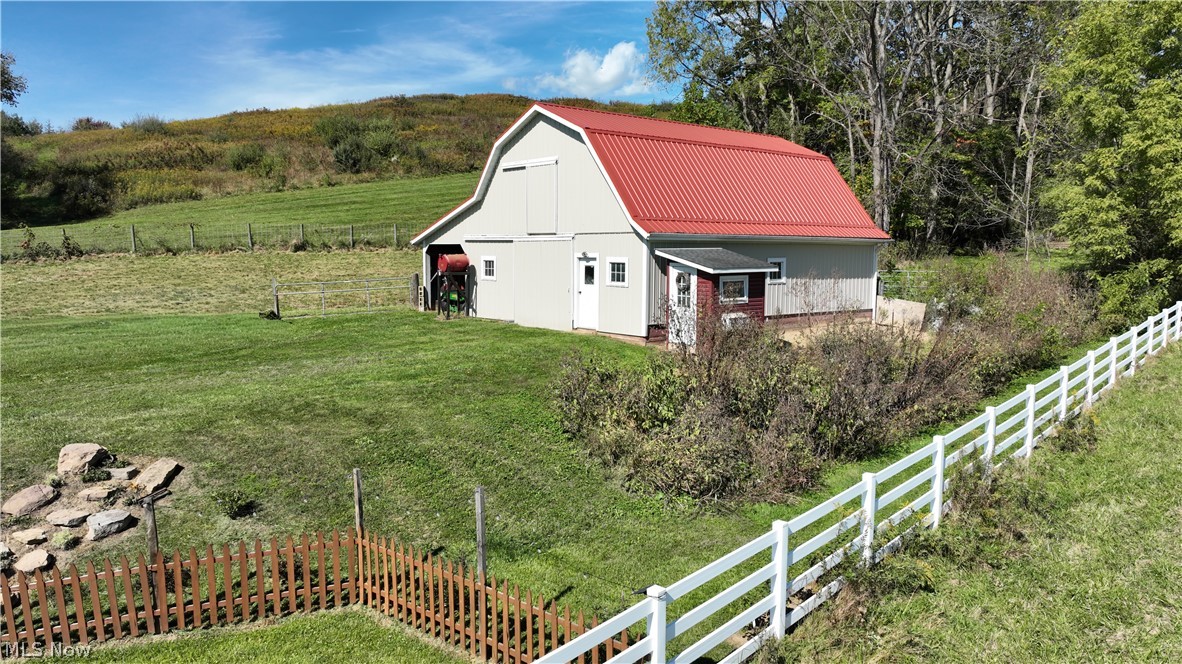 9805 State Route 250 SE Dennison OH 44621
