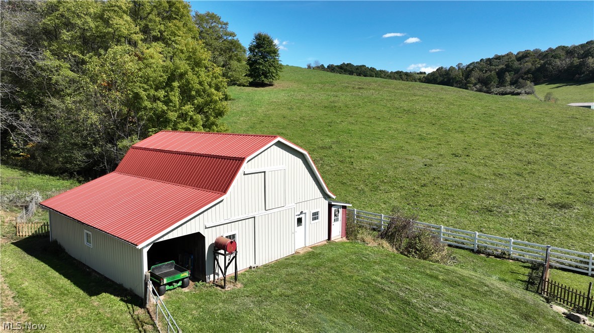9805 State Route 250 SE Dennison OH 44621