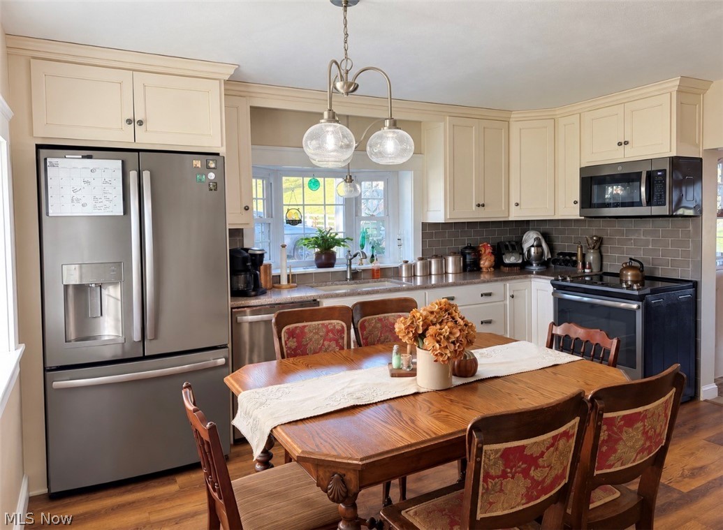 9805 State Route 250 SE Dennison OH 44621