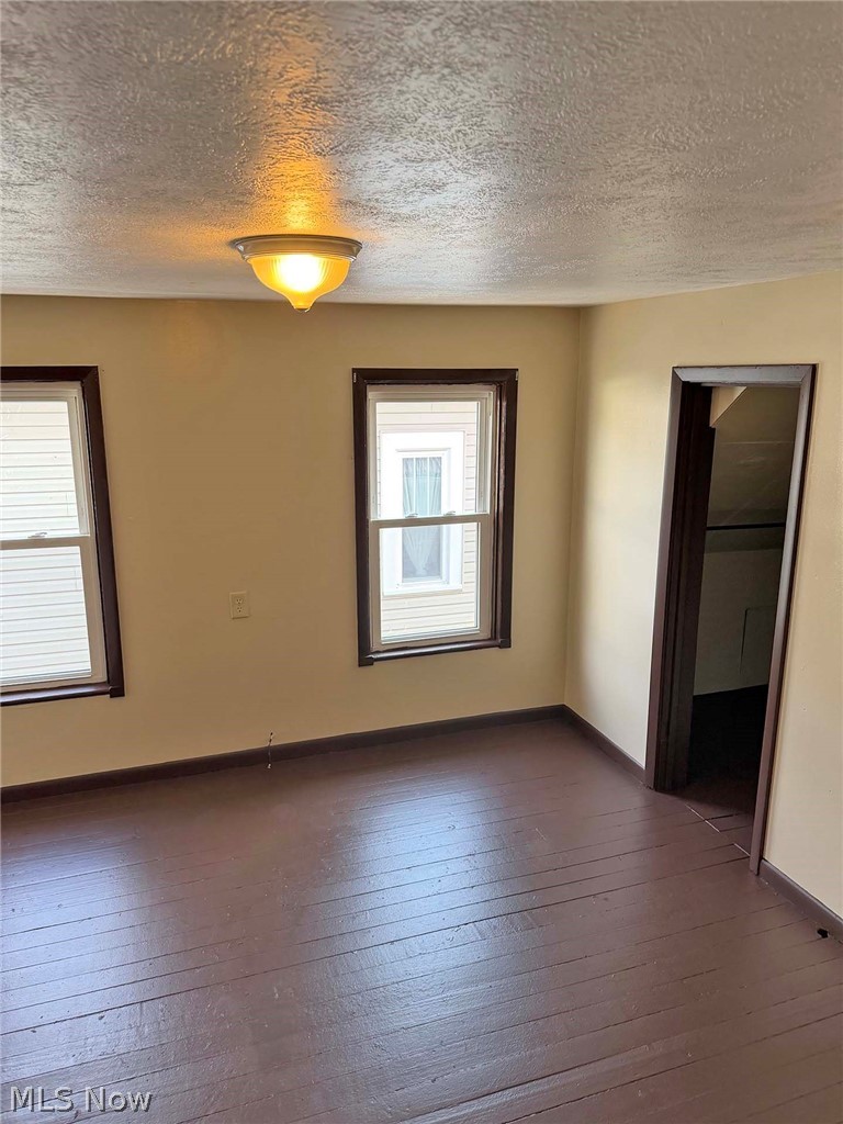140 4th Street NE New Philadelphia OH 44663