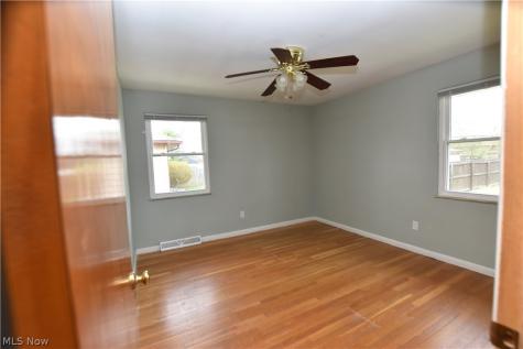 11062 Blossom Avenue Parma Heights OH 44130
