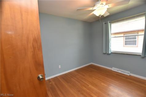 11062 Blossom Avenue Parma Heights OH 44130