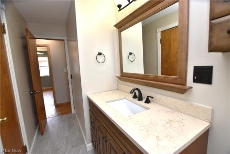 11062 Blossom Avenue Parma Heights OH 44130