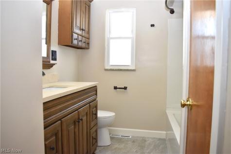 11062 Blossom Avenue Parma Heights OH 44130
