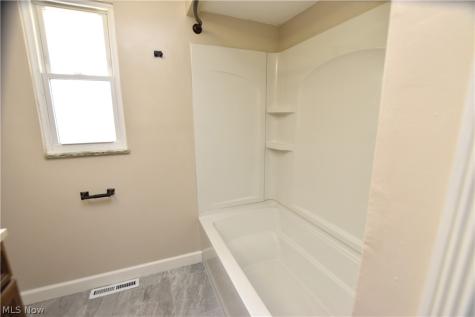 11062 Blossom Avenue Parma Heights OH 44130