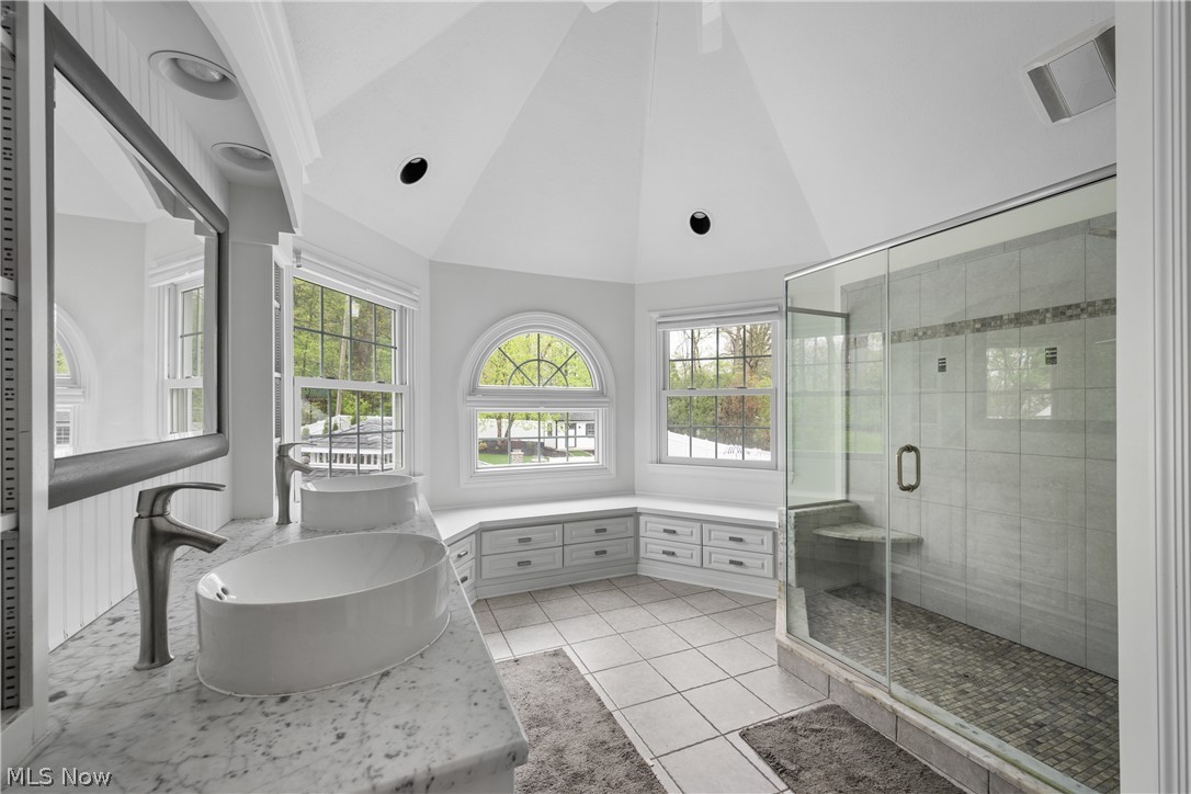 2515 Holgate Road Akron OH 44313