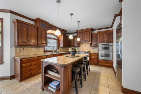 2515 Holgate Road Akron OH 44313
