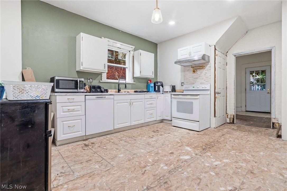 105 W Harrison Street Alliance OH 44601