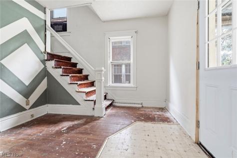 105 W Harrison Street Alliance OH 44601