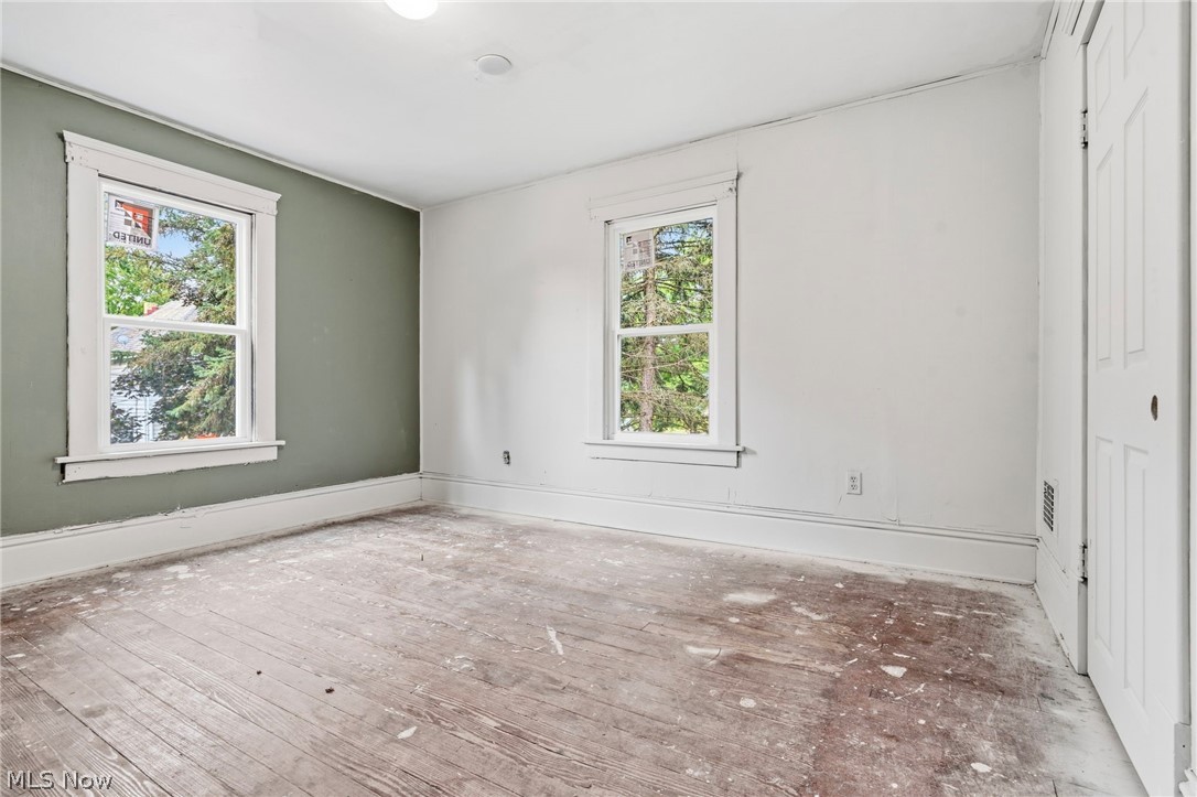105 W Harrison Street Alliance OH 44601