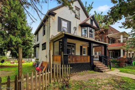 105 W Harrison Street Alliance OH 44601