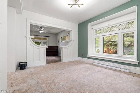 105 W Harrison Street Alliance OH 44601