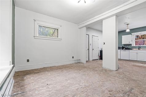 105 W Harrison Street Alliance OH 44601