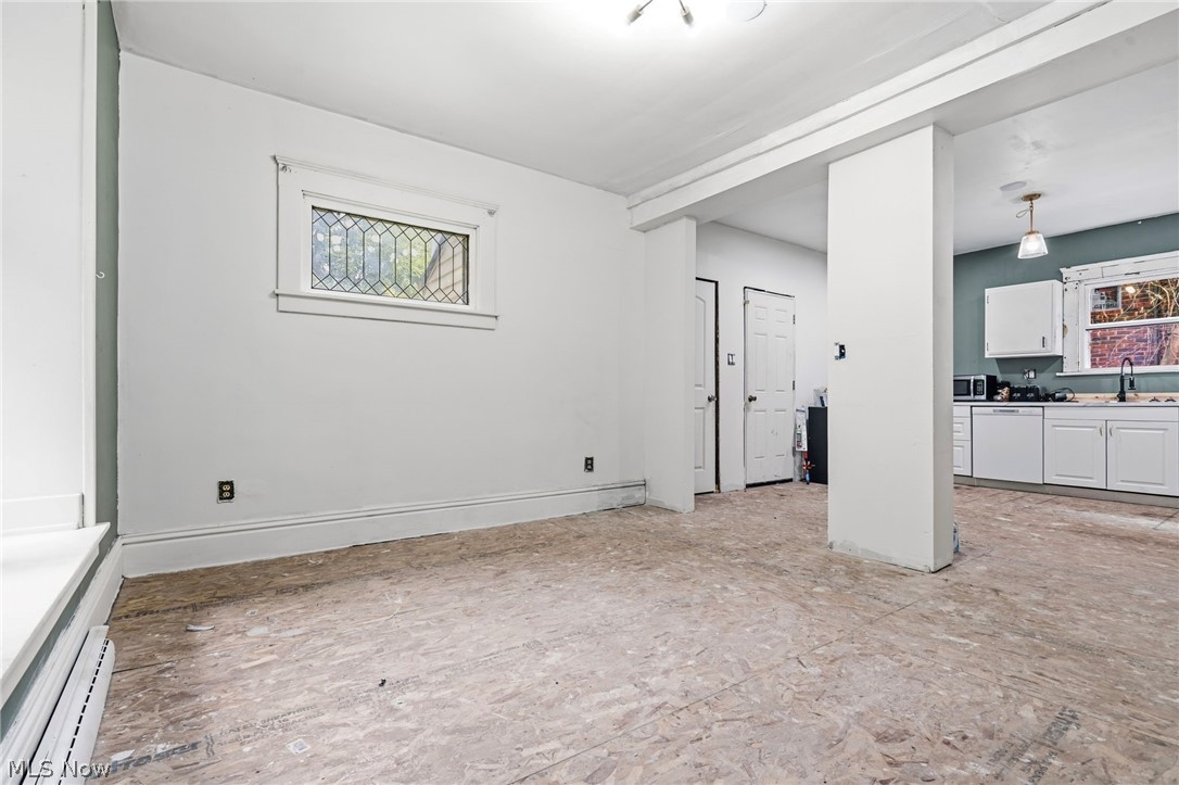 105 W Harrison Street Alliance OH 44601