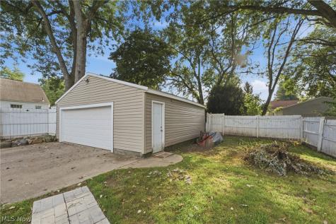88 Ansel Avenue Akron OH 44312