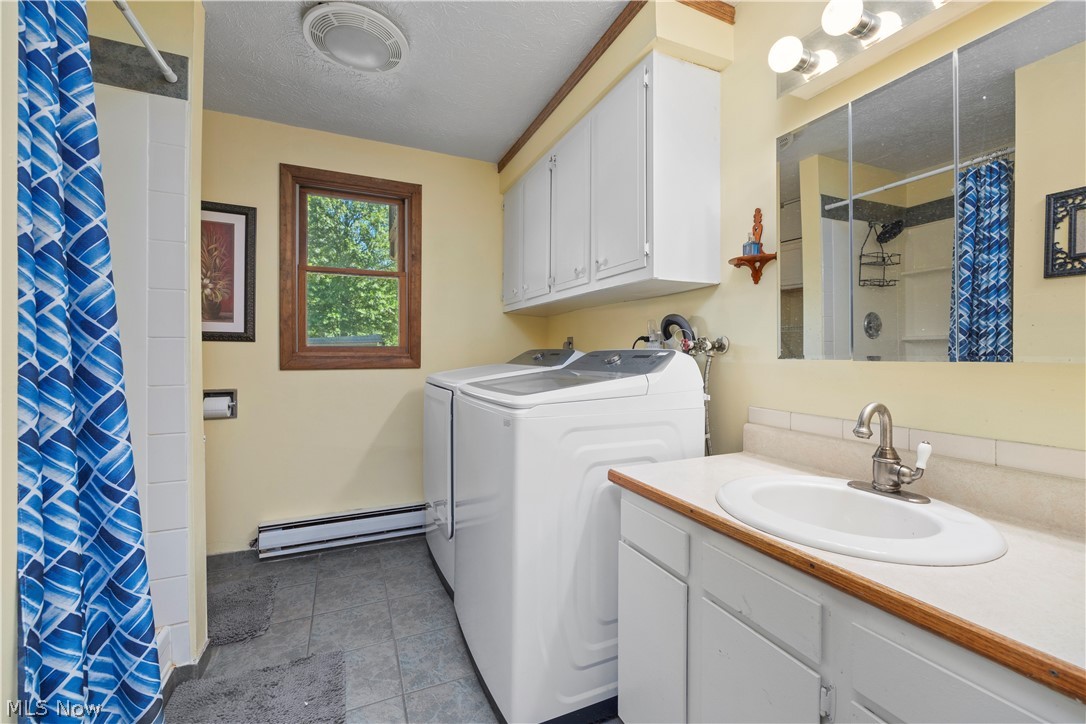 2565 Abbe Road Sheffield Village OH 44054