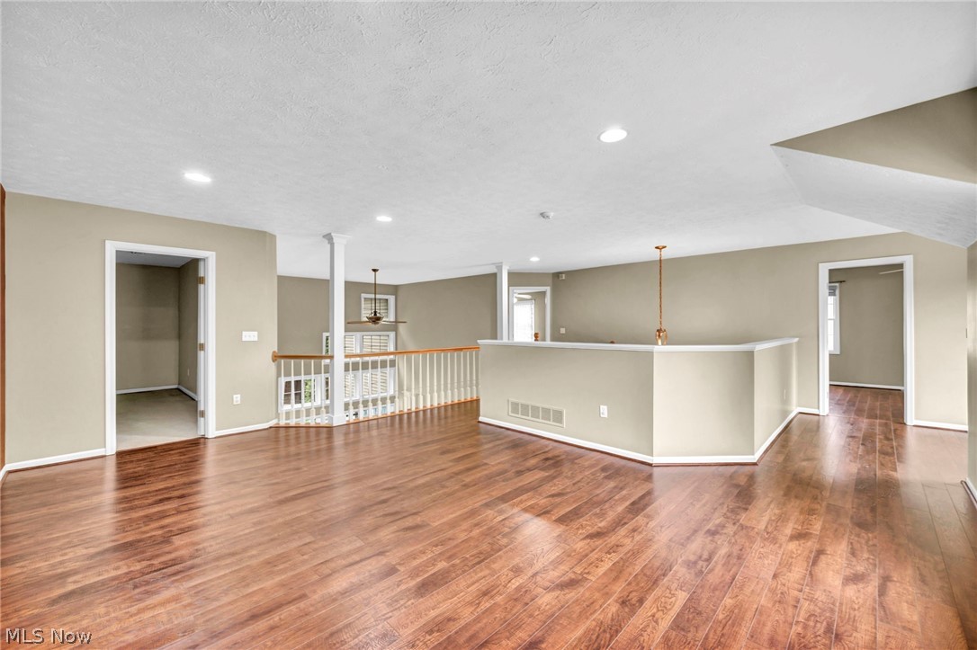 7043 Navajo Trail Solon OH 44139