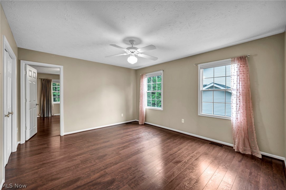 7043 Navajo Trail Solon OH 44139