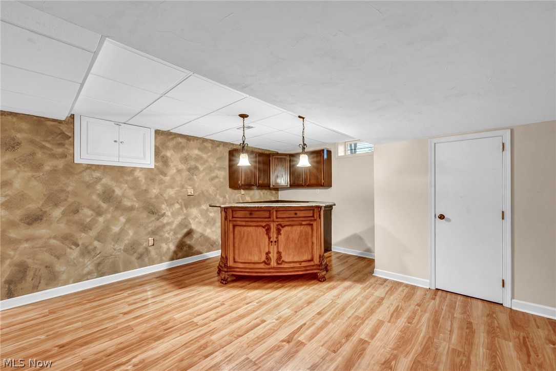 7043 Navajo Trail Solon OH 44139