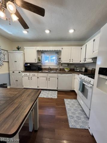 41649 Hazelwood Street Elyria OH 44035