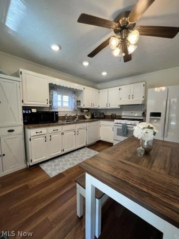 41649 Hazelwood Street Elyria OH 44035