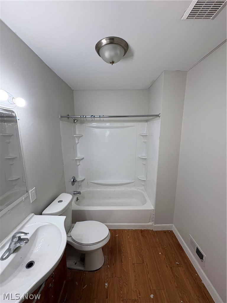 13010 Parkhill Avenue Cleveland OH 44120