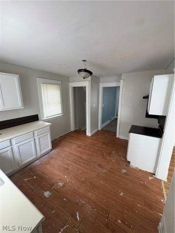 13010 Parkhill Avenue Cleveland OH 44120