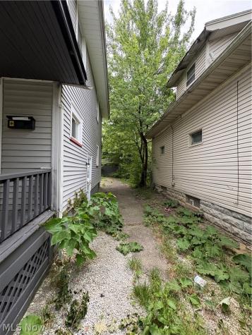 13010 Parkhill Avenue Cleveland OH 44120